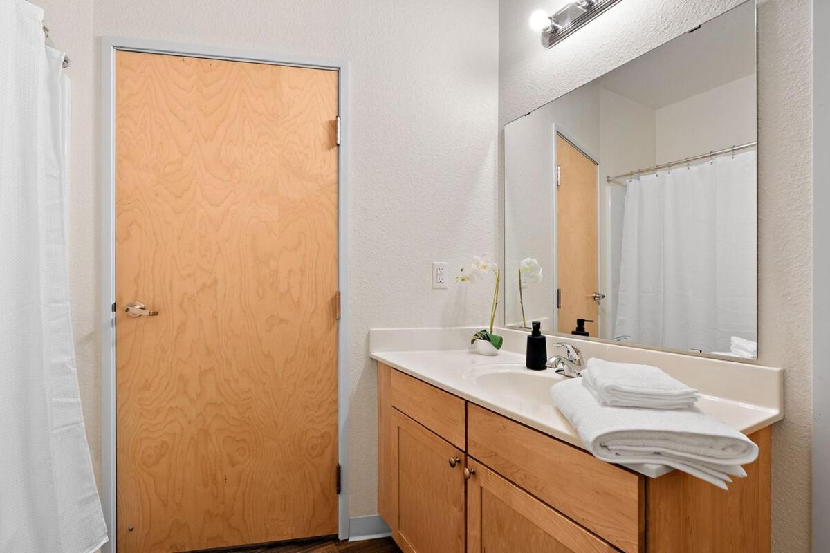 The Hazel Free Parking, Gym, Fast Wifi, * Minneapolis